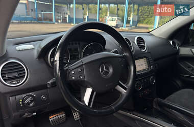 Внедорожник / Кроссовер Mercedes-Benz M-Class 2006 в 