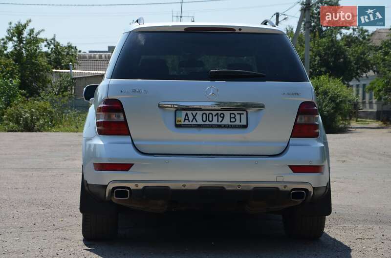 Позашляховик / Кросовер Mercedes-Benz M-Class 2008 в Павлограді