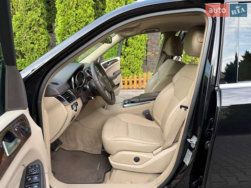 Позашляховик / Кросовер Mercedes-Benz M-Class 2012 в Хмельницькому