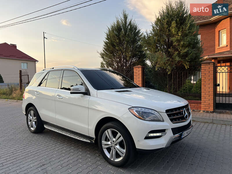 Позашляховик / Кросовер Mercedes-Benz M-Class 2012 в Хмельницькому