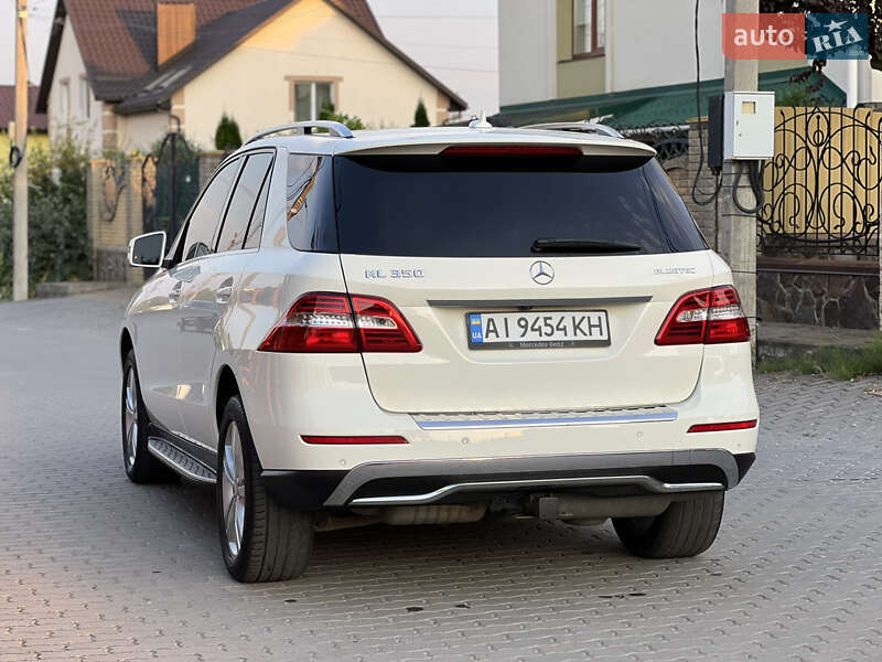 Позашляховик / Кросовер Mercedes-Benz M-Class 2012 в Хмельницькому