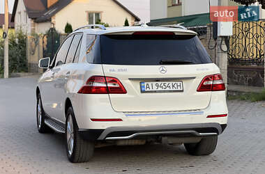 Позашляховик / Кросовер Mercedes-Benz M-Class 2012 в 