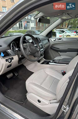 Внедорожник / Кроссовер Mercedes-Benz M-Class 2012 в 
