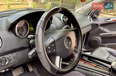 Позашляховик / Кросовер Mercedes-Benz M-Class 2005 в 