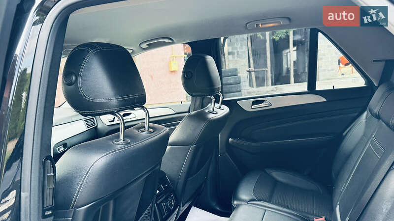 Внедорожник / Кроссовер Mercedes-Benz M-Class 2012 в Сваляве