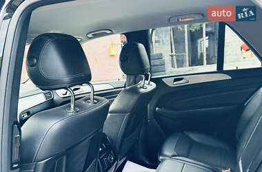 Внедорожник / Кроссовер Mercedes-Benz M-Class 2012 в 