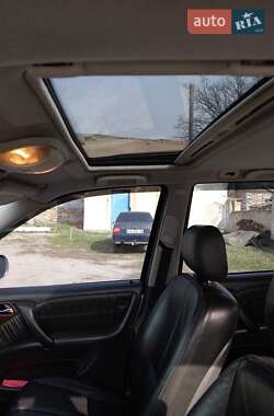 Позашляховик / Кросовер Mercedes-Benz M-Class 2002 в 