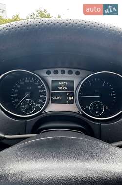 Внедорожник / Кроссовер Mercedes-Benz M-Class 2011 в 