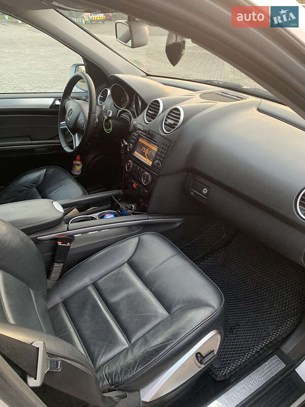 Внедорожник / Кроссовер Mercedes-Benz M-Class 2008 в Черновцах