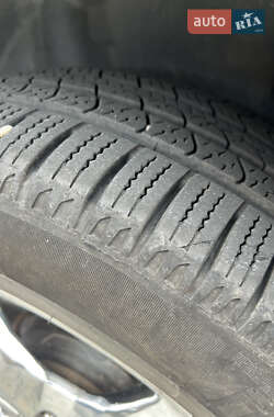 Позашляховик / Кросовер Mercedes-Benz M-Class 2012 в 