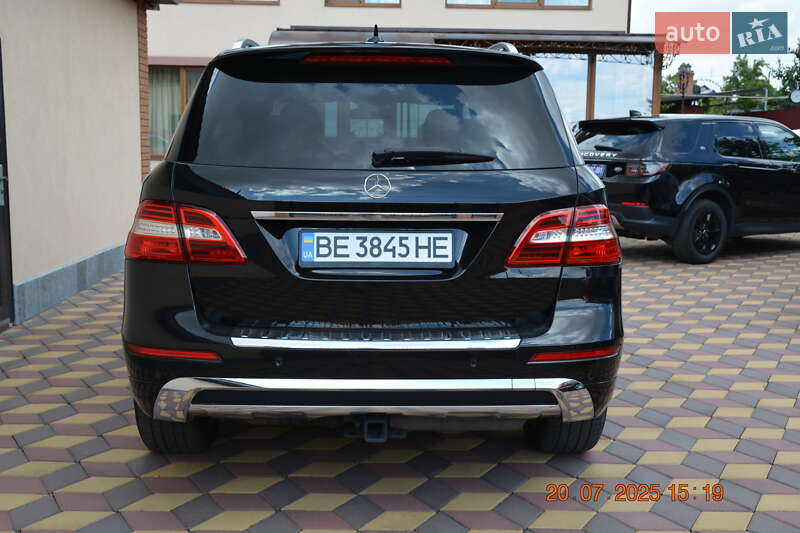 Позашляховик / Кросовер Mercedes-Benz M-Class 2014 в Первомайську