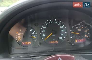 Позашляховик / Кросовер Mercedes-Benz M-Class 2001 в 