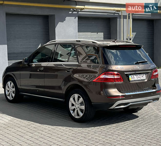 Внедорожник / Кроссовер Mercedes-Benz M-Class 2013 в Виннице