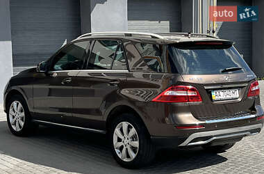 Внедорожник / Кроссовер Mercedes-Benz M-Class 2013 в 