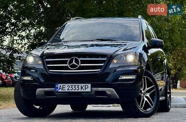 Позашляховик / Кросовер Mercedes-Benz M-Class 2011 в Одесі