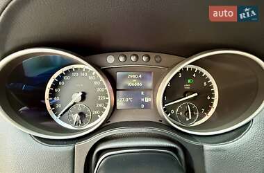 Внедорожник / Кроссовер Mercedes-Benz M-Class 2011 в 