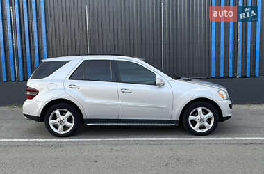 Внедорожник / Кроссовер Mercedes-Benz M-Class 2007 в 