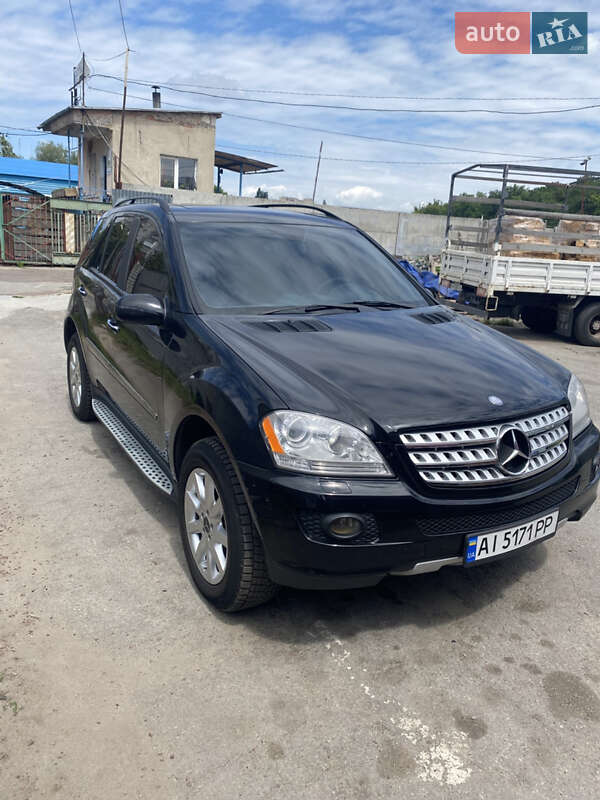 Mercedes-Benz M-Class 2008