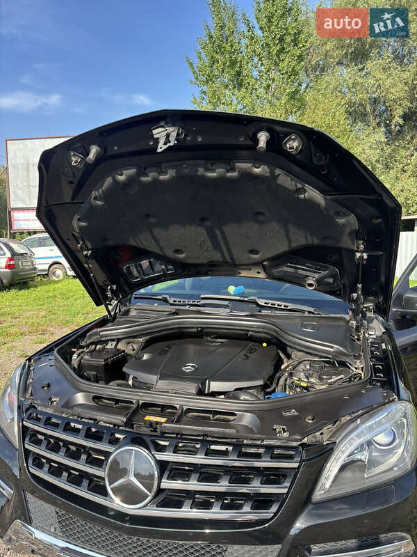 Внедорожник / Кроссовер Mercedes-Benz M-Class 2015 в Жидачове