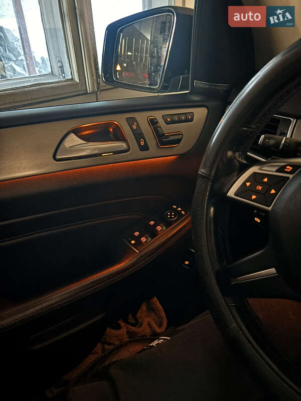 Внедорожник / Кроссовер Mercedes-Benz M-Class 2015 в Жидачове