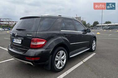 Внедорожник / Кроссовер Mercedes-Benz M-Class 2010 в 
