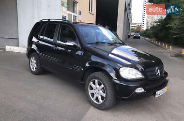 Внедорожник / Кроссовер Mercedes-Benz M-Class 2002 в 