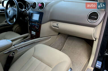 Внедорожник / Кроссовер Mercedes-Benz M-Class 2006 в 
