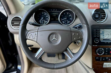Внедорожник / Кроссовер Mercedes-Benz M-Class 2006 в 