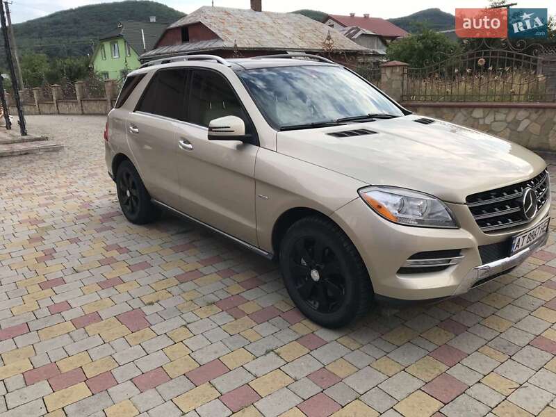 Внедорожник / Кроссовер Mercedes-Benz M-Class 2012 в Ивано-Франковске фото 3 Внедорожник / Кроссовер Mercedes-Benz M-Class 2012 в Ивано-Франковске