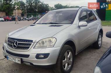 Внедорожник / Кроссовер Mercedes-Benz M-Class 2005 в Киеве