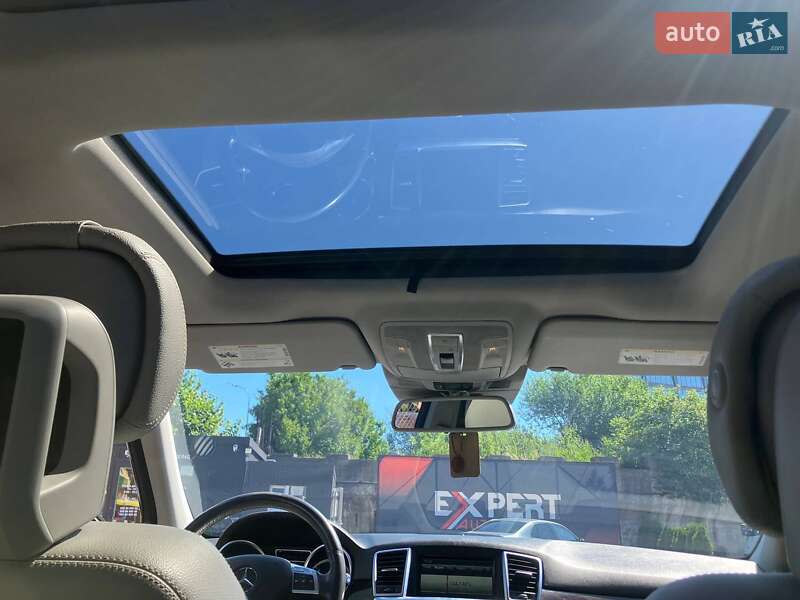 Позашляховик / Кросовер Mercedes-Benz M-Class 2013 в Львові