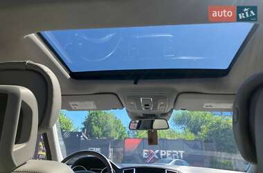 Внедорожник / Кроссовер Mercedes-Benz M-Class 2013 в 