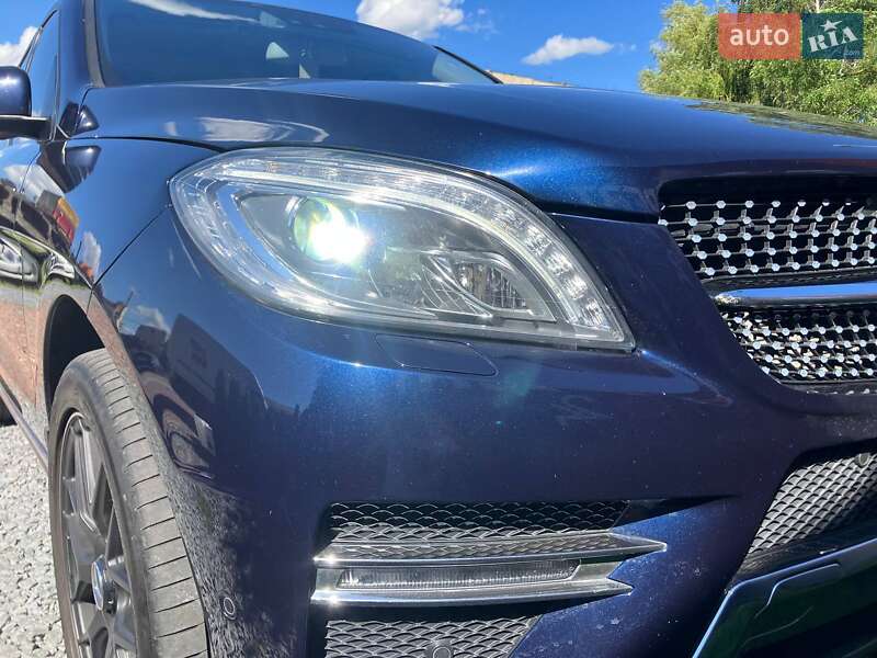 Позашляховик / Кросовер Mercedes-Benz M-Class 2013 в Львові