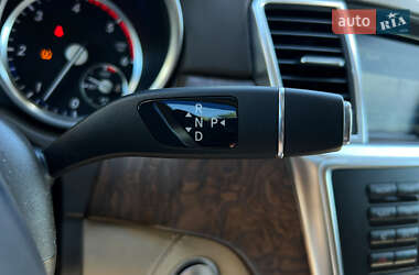 Внедорожник / Кроссовер Mercedes-Benz M-Class 2014 в 