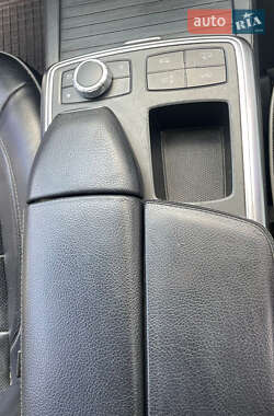 Внедорожник / Кроссовер Mercedes-Benz M-Class 2013 в 