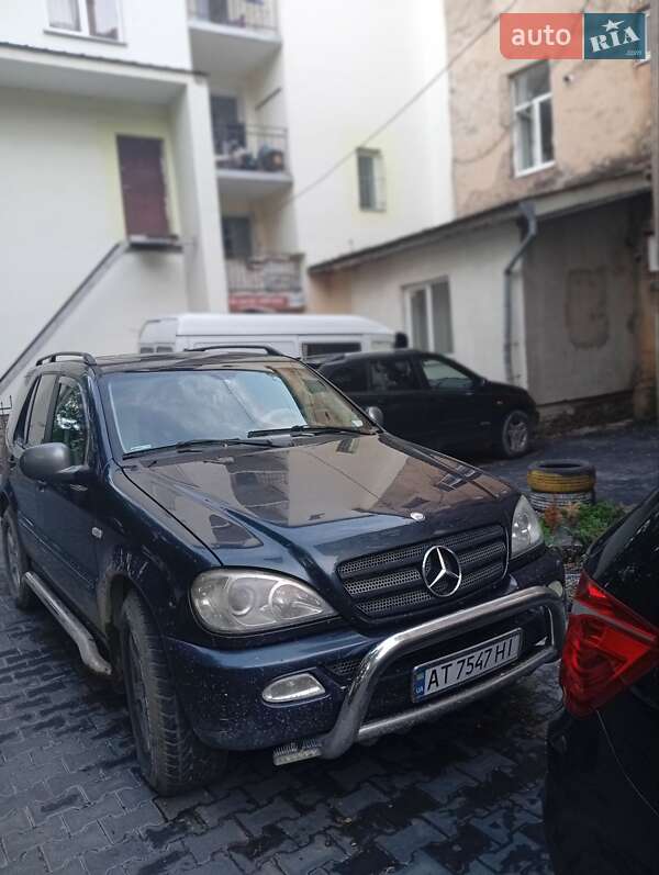 Внедорожник / Кроссовер Mercedes-Benz M-Class 2001 в Ивано-Франковске