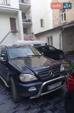 Внедорожник / Кроссовер Mercedes-Benz M-Class 2001 в 