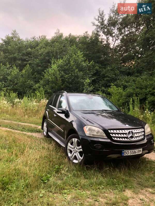 Внедорожник / Кроссовер Mercedes-Benz M-Class 2008 в Ивано-Франковске