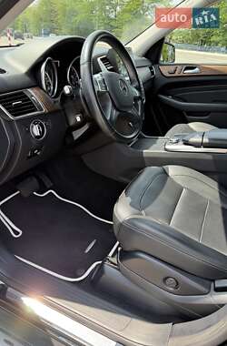 Внедорожник / Кроссовер Mercedes-Benz M-Class 2013 в 
