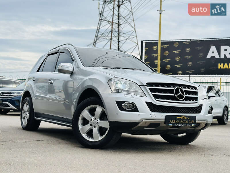 Внедорожник / Кроссовер Mercedes-Benz M-Class 2010 в Харькове