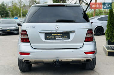 Внедорожник / Кроссовер Mercedes-Benz M-Class 2010 в 