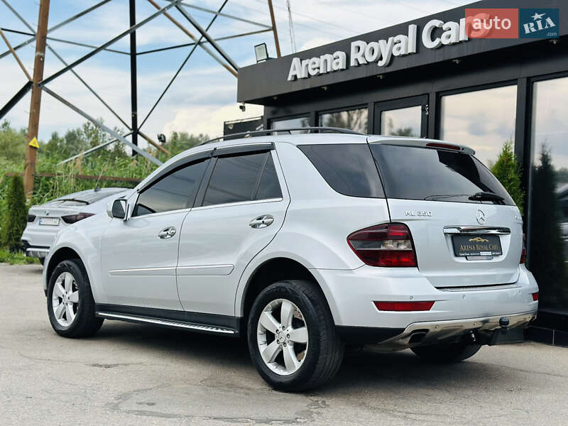 Внедорожник / Кроссовер Mercedes-Benz M-Class 2010 в Харькове