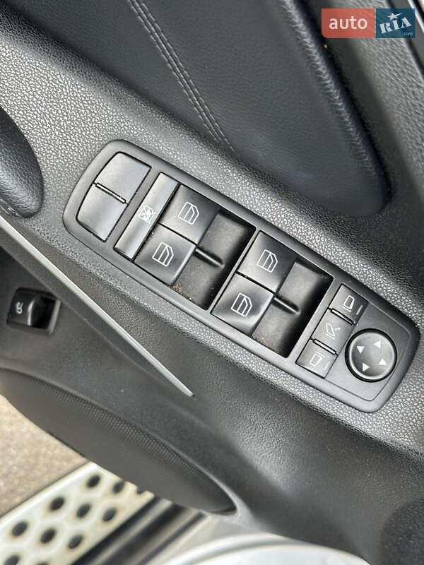 Внедорожник / Кроссовер Mercedes-Benz M-Class 2010 в Харькове