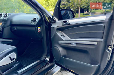 Внедорожник / Кроссовер Mercedes-Benz M-Class 2009 в 
