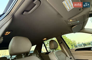 Внедорожник / Кроссовер Mercedes-Benz M-Class 2012 в 