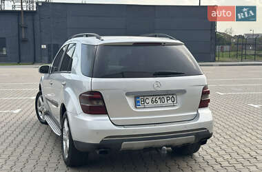 Внедорожник / Кроссовер Mercedes-Benz M-Class 2005 в 