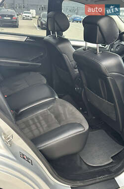 Внедорожник / Кроссовер Mercedes-Benz M-Class 2005 в 