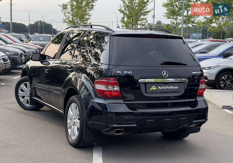 Внедорожник / Кроссовер Mercedes-Benz M-Class 2006 в Киеве