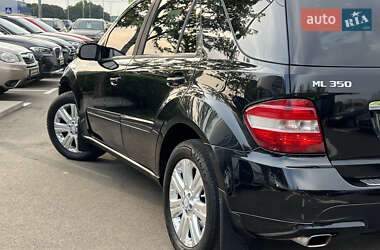 Внедорожник / Кроссовер Mercedes-Benz M-Class 2006 в 