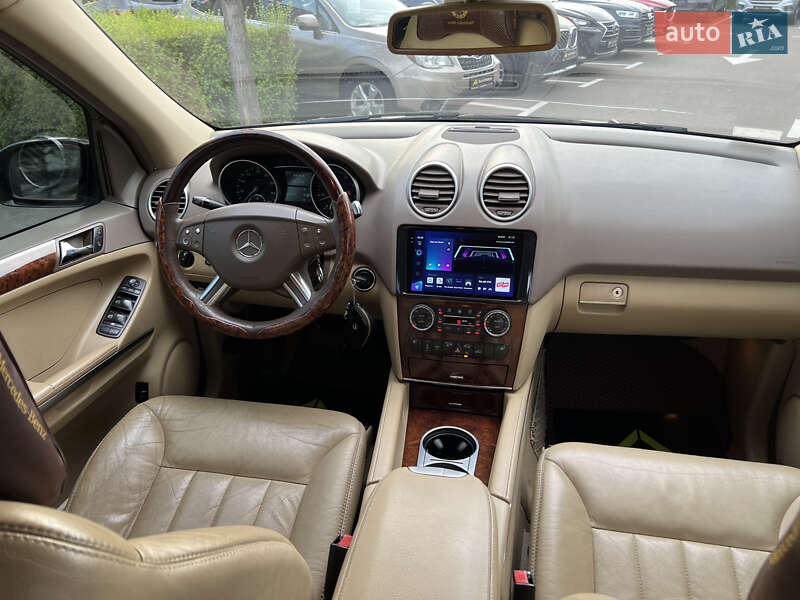 Внедорожник / Кроссовер Mercedes-Benz M-Class 2006 в Киеве